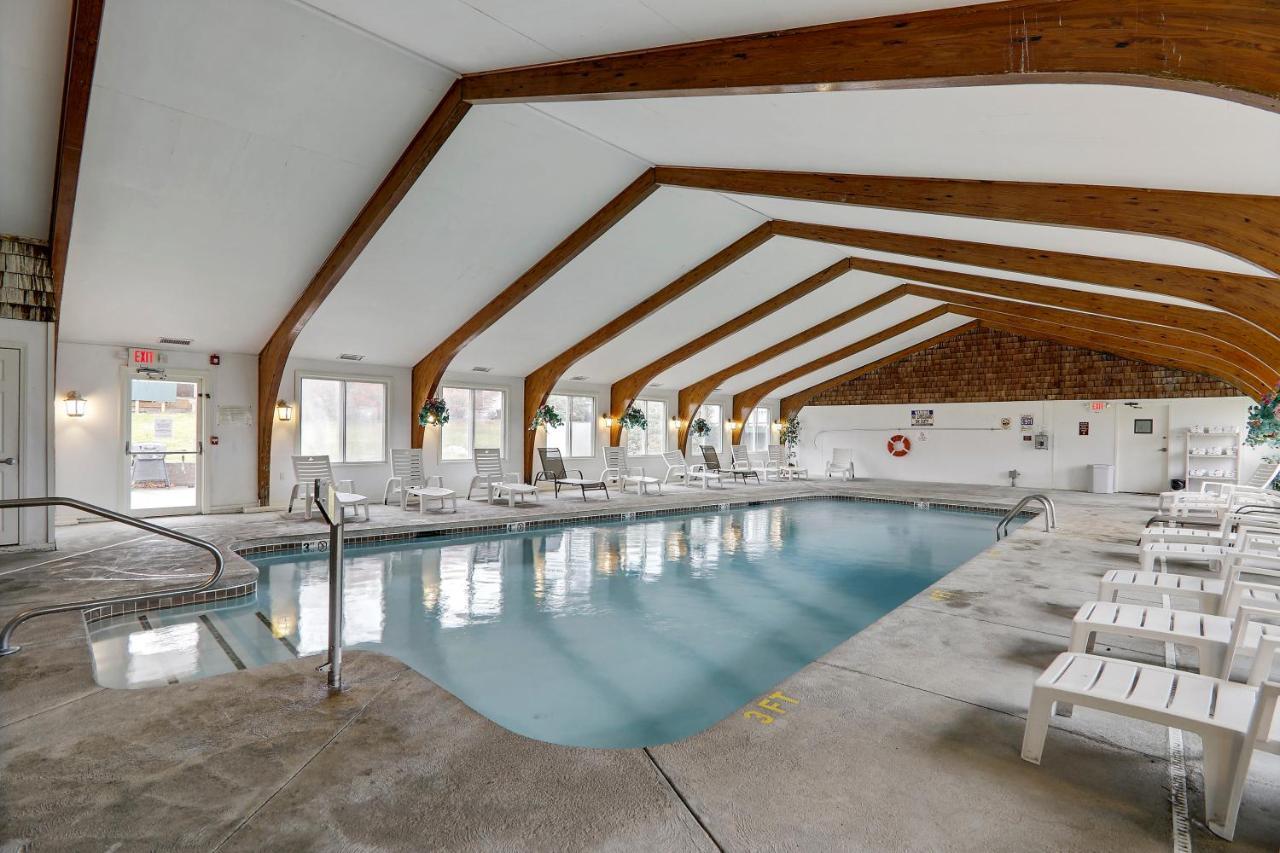 Windrifter Resort Улфборо Екстериор снимка